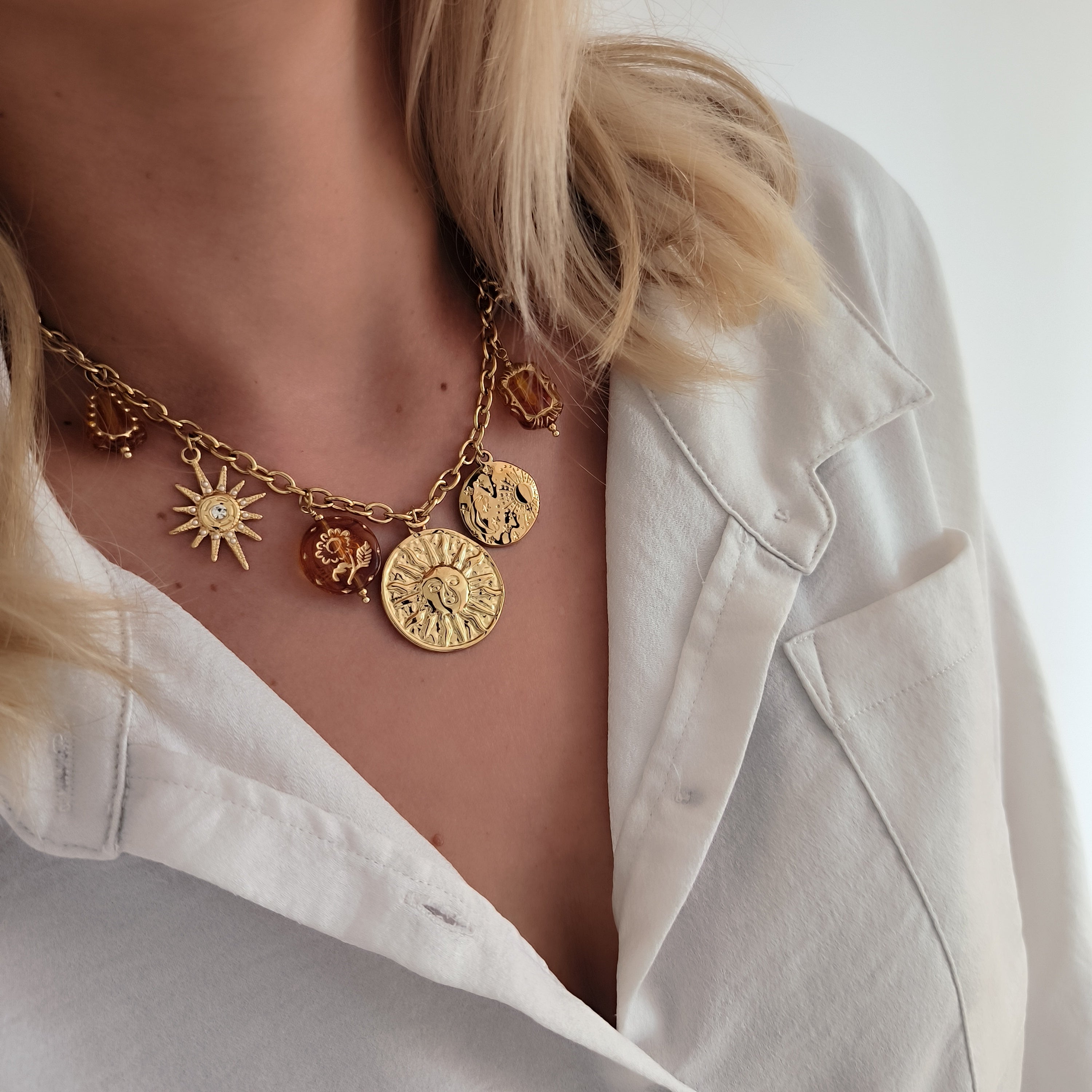 Collier “Astre d’Or”